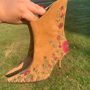 70’s Floral Embroidered Funky Booties